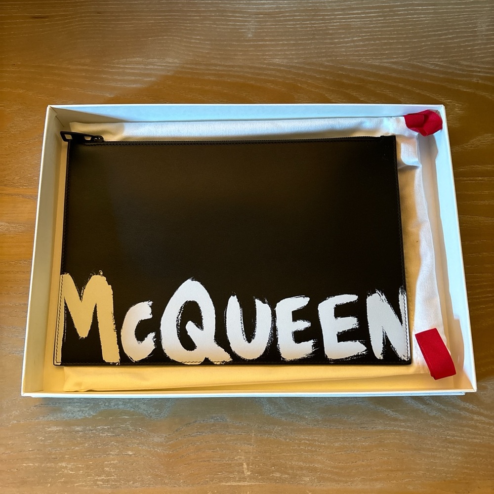 AUTHENTIC Alexander McQueen Clutch